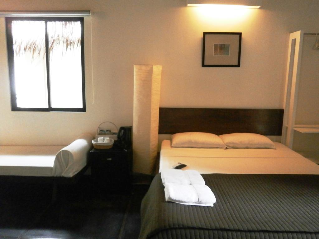 Hangin Kite Resort Balabag  Room photo